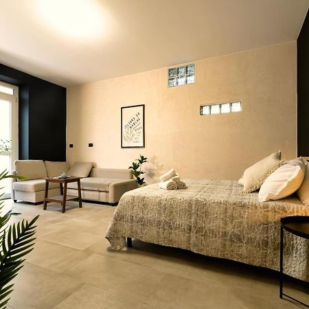 Residence La Corte - Bilocale 3 诺瓦拉 外观 照片
